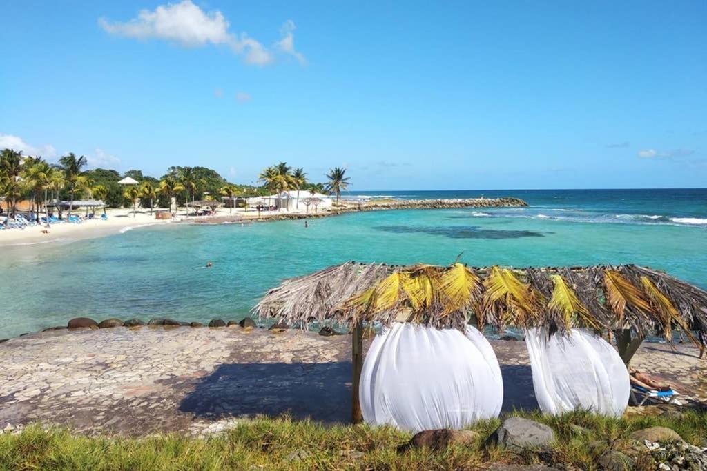 Studio Avec Grande Piscine, Plage Cannelle Caraibes Saint-Francois  Exterior photo