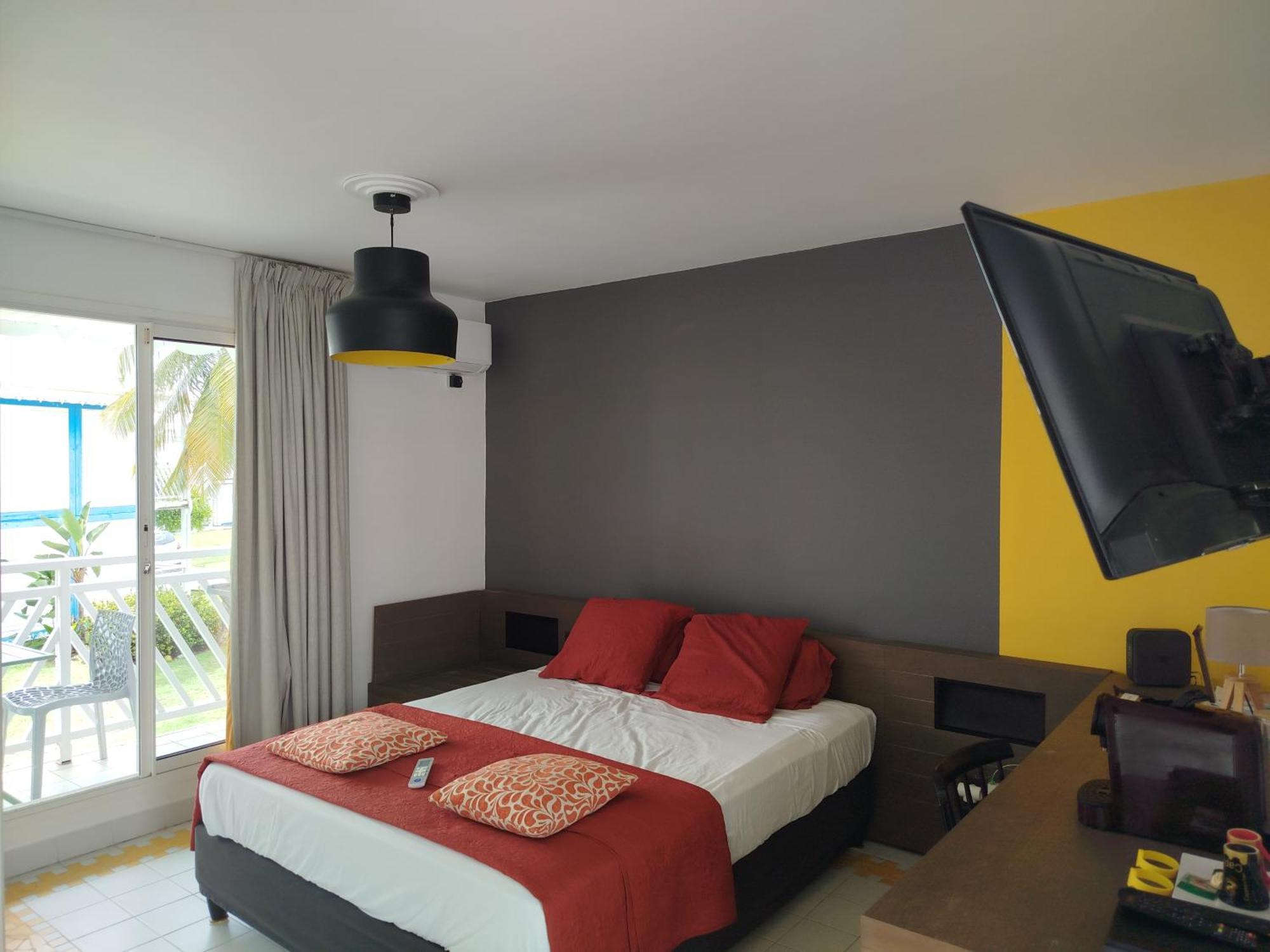 Studio Avec Grande Piscine, Plage Cannelle Caraibes Saint-Francois  Exterior photo